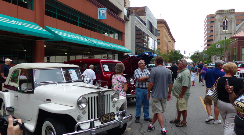 Illustration for article titled Bask In The Explosion Of Jeepness At The Toledo Jeep Festival